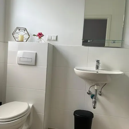 Goldstar Hannover 게스트하우스 3*